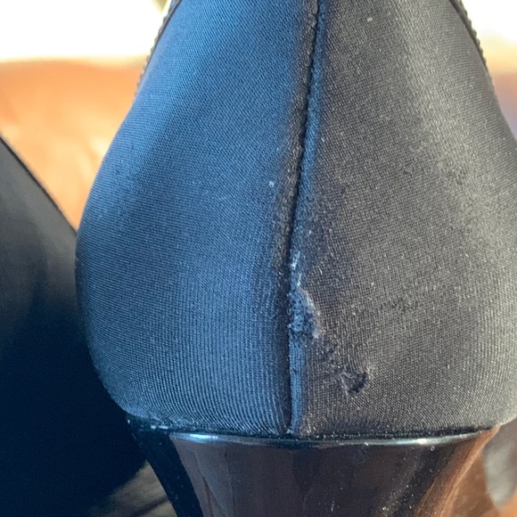 50% OFF! Patent Leather Satin Bandolino Wedge - Picture 6 of 7